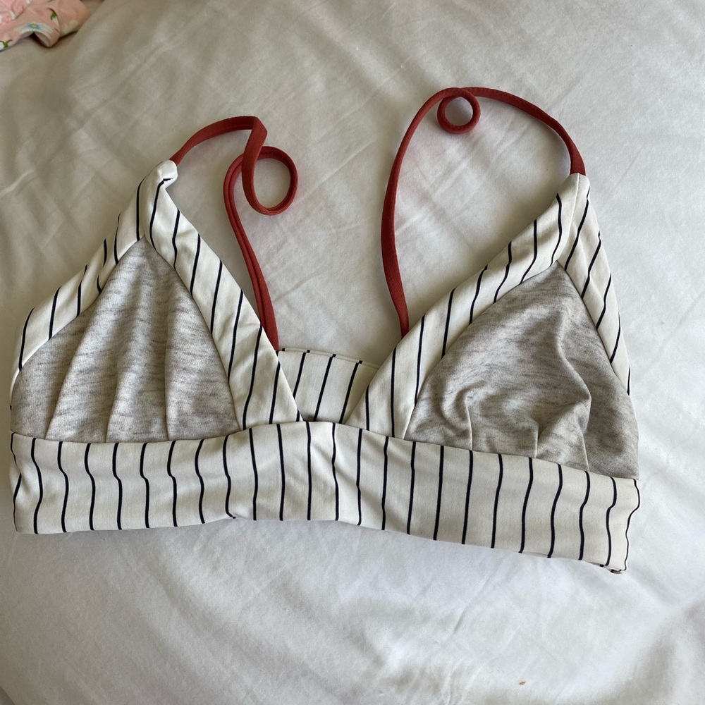 Boys and arrows bikini top xa